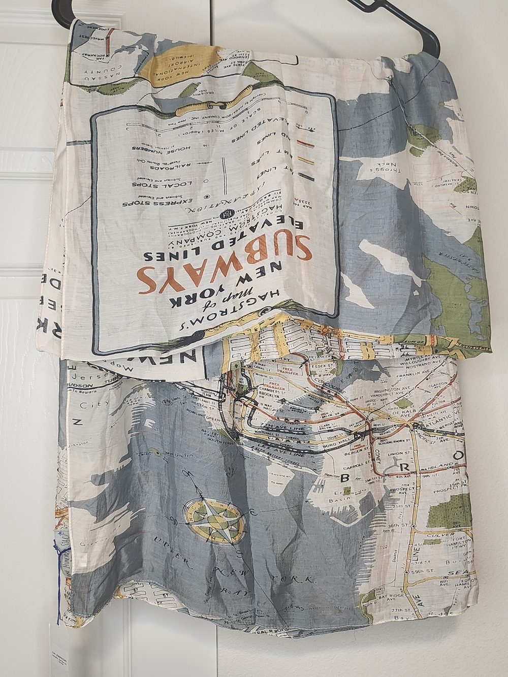 One Hundred Stars New York City Map Scarf Vintage Style Wrap - Picture 7 of 8